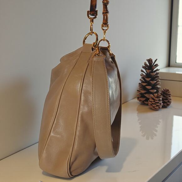 Authentic GUCCI Bamboo Leather Shoulder/Hand Bag Leather Brown Gold MSRP $1750 - Picture 5 of 16